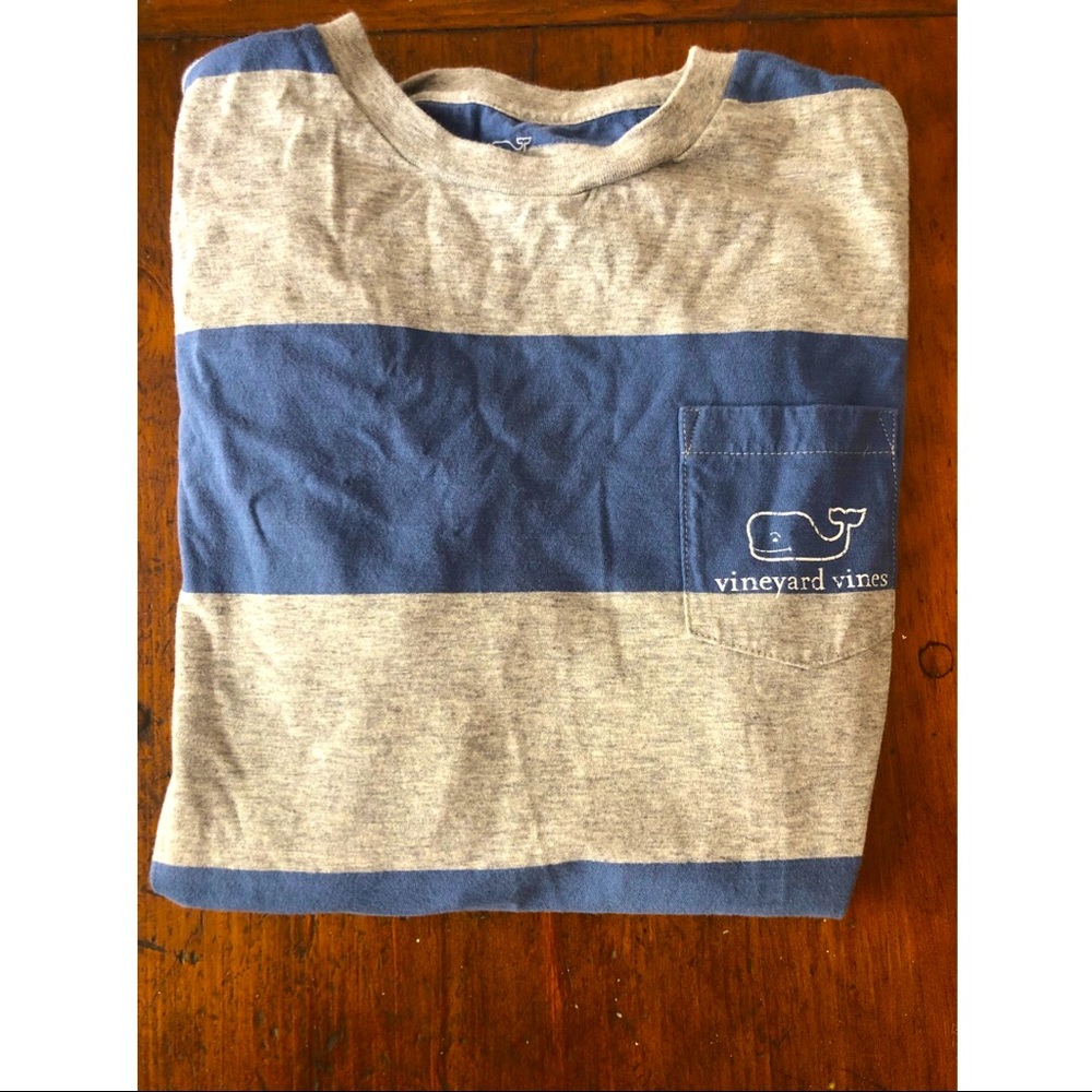 🎉 HP🎉Vineyard Vines Whale Shirt